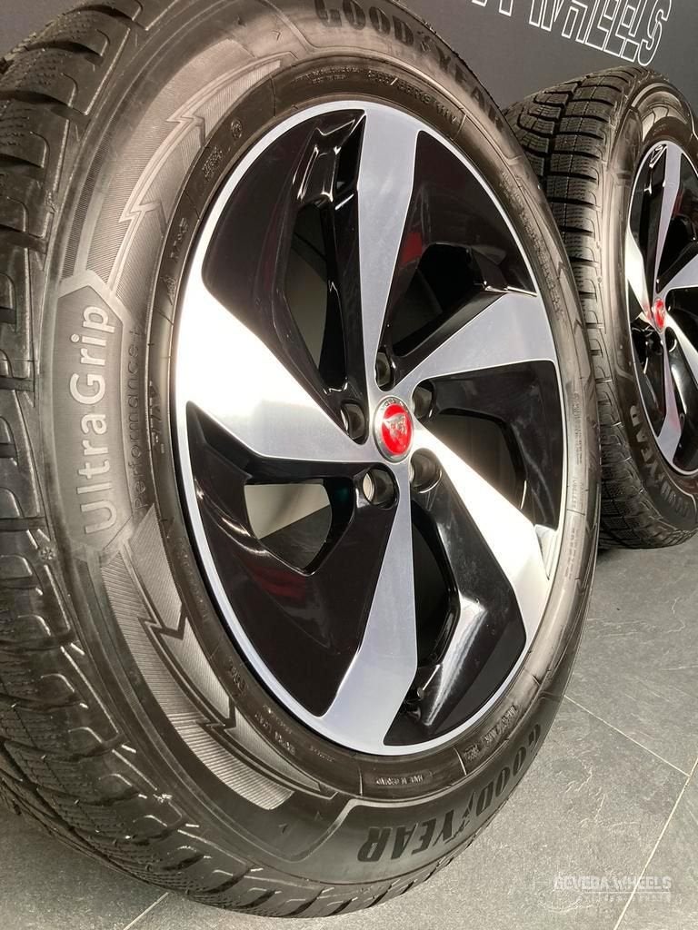 19'' originele Jaguar F Pace velgen + winterbanden 5x108, Auto-onderdelen, 19 inch, Gebruikt, 255 mm, -
