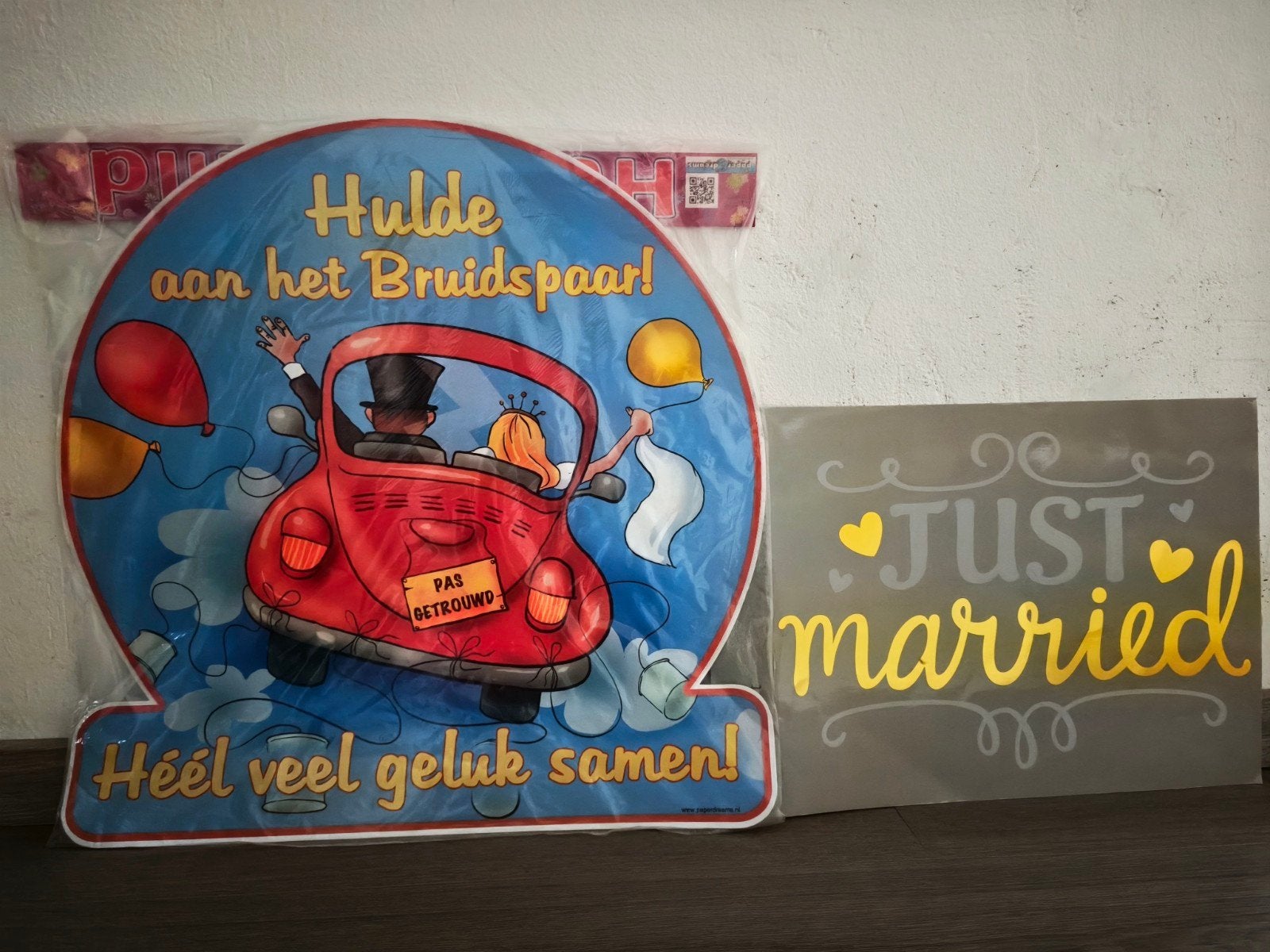 Bruidspaar getrouwd hulde schild en raam sticker, Ophalen