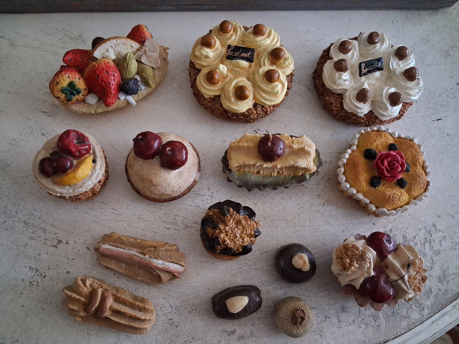 mooie decoratie nep gebakjes, Huis en Inrichting, Ophalen, Gebruikt