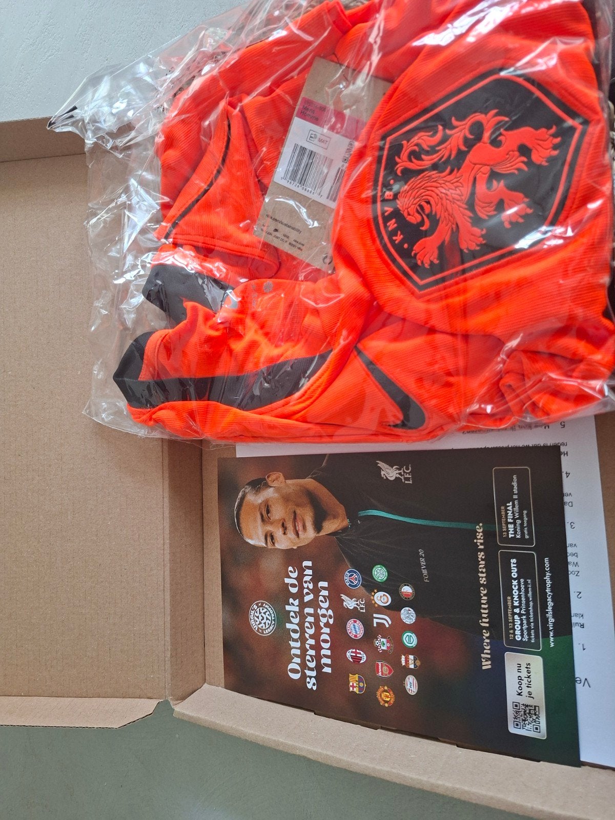 Origineel KNVB Nederland (Nike) Voetbalshirt 2026 - Maat L, Kleding | Heren, Sportkleding, Maat 52/54 (L), Nike, Nieuw, Oranje