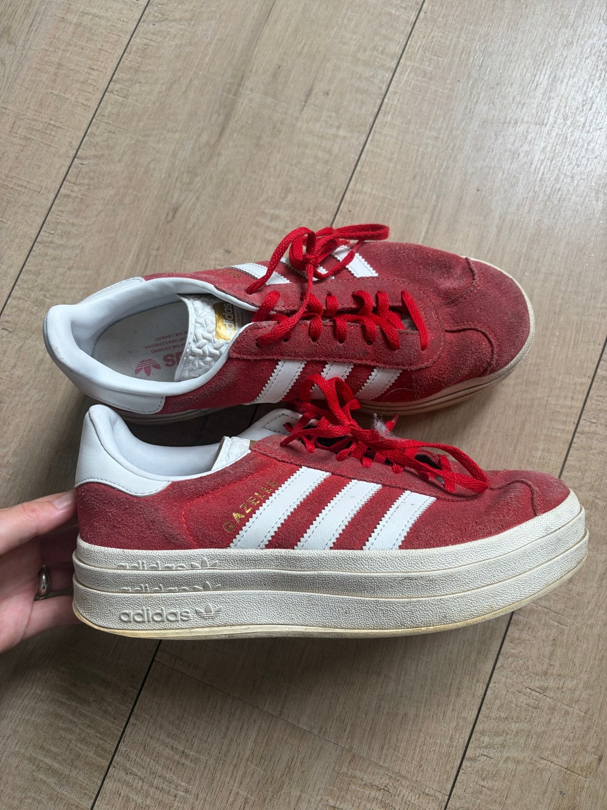 Adidas Gazelle sneakers maat 40 - Rood, Ophalen of Verzenden, Gedragen, Rood, Sneakers of Gympen