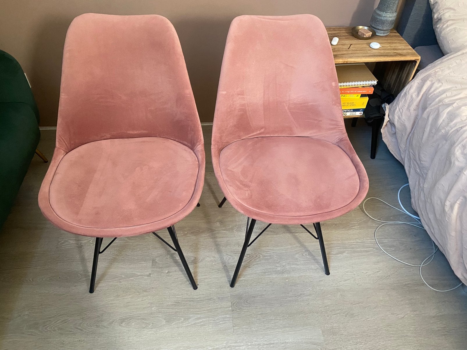 Roze eettafel stoelen, Huis en Inrichting, Stoelen, Ophalen, Zo goed als nieuw, Overige kleuren