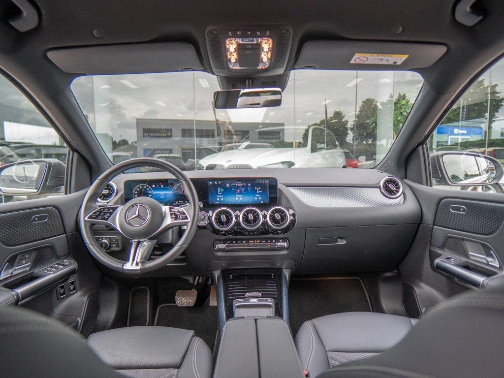 Mercedes-Benz B-klasse 250 e Star Edition | BTW | Elc trekha, Gebruikt, 4 cilinders, 16 kWh, Bedrijf
