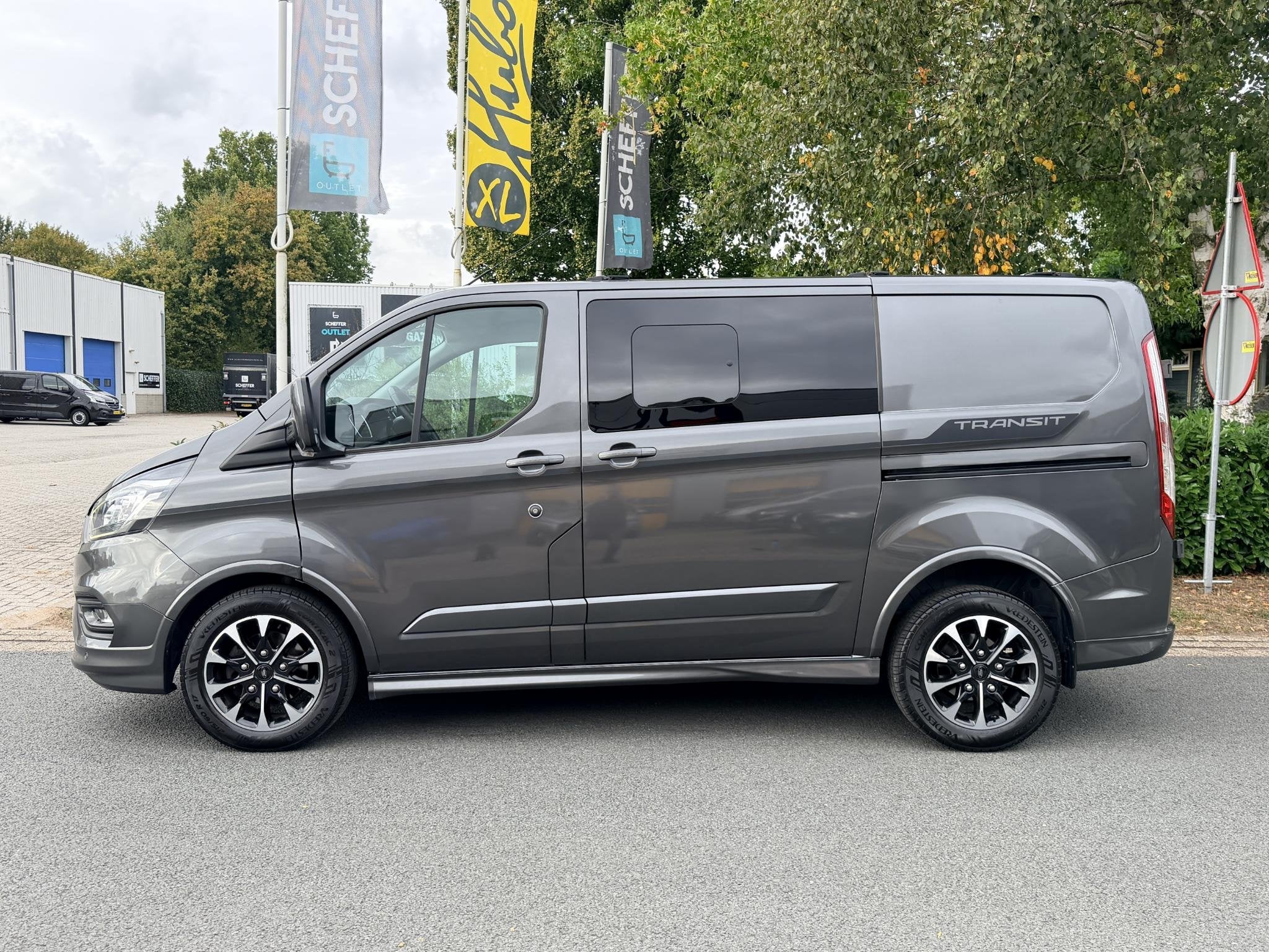 Ford Transit Custom 320 2.0 TDCI L1H1 Sport DC 185PK Automaa, 15 km/l, Euro 6, 4 cilinders, 1850 kg