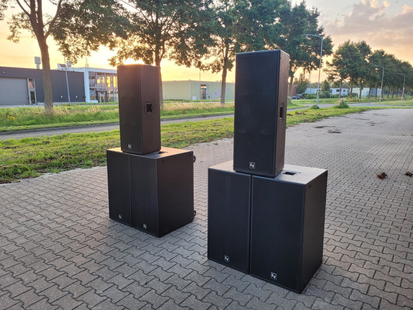EV Electro-Voice Rx set 212 / 118S incl. versterkers, Audio, Tv en Foto, Luidsprekers, Gebruikt, Speakerset, Ophalen, 150 watt of meer