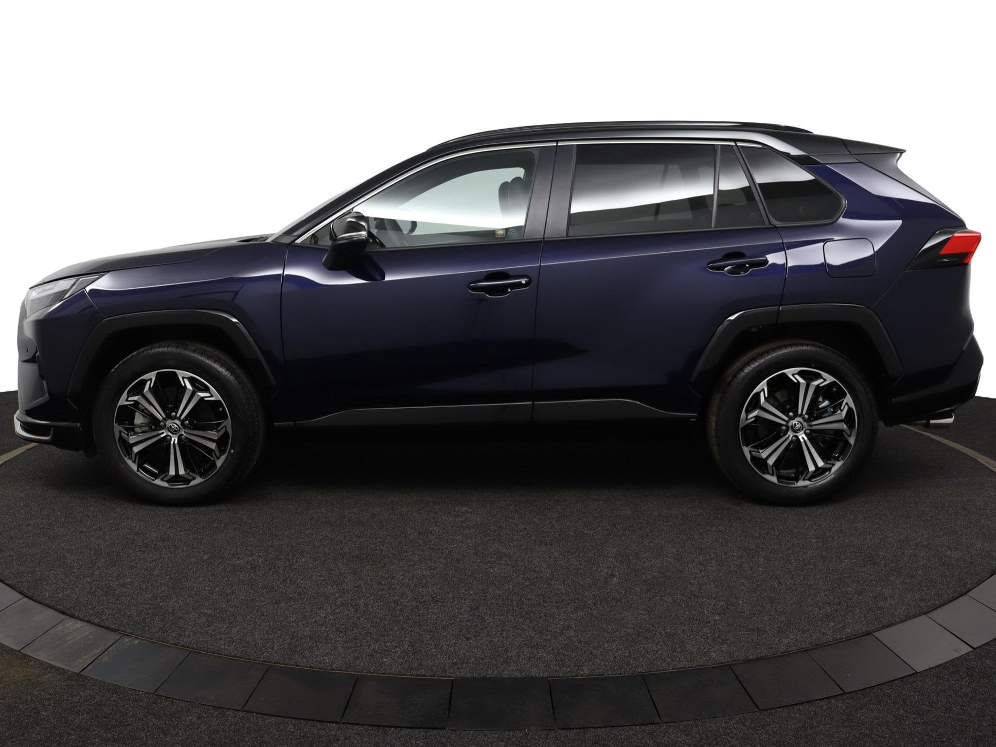 Toyota RAV4 2.5 Plug-in Hybrid AWD Bi-Tone Plus | Nieuwe aut, Auto's, Automaat, Lichtsensor, Euro 6, 4 cilinders