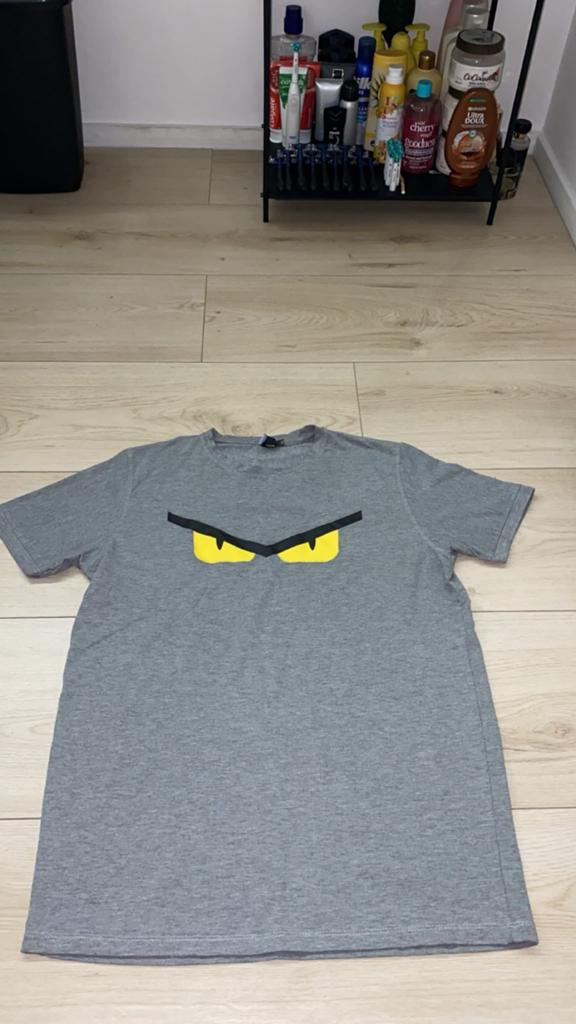 Fendi T-shirt, Ophalen of Verzenden, Zo goed als nieuw, Grijs, Fendi