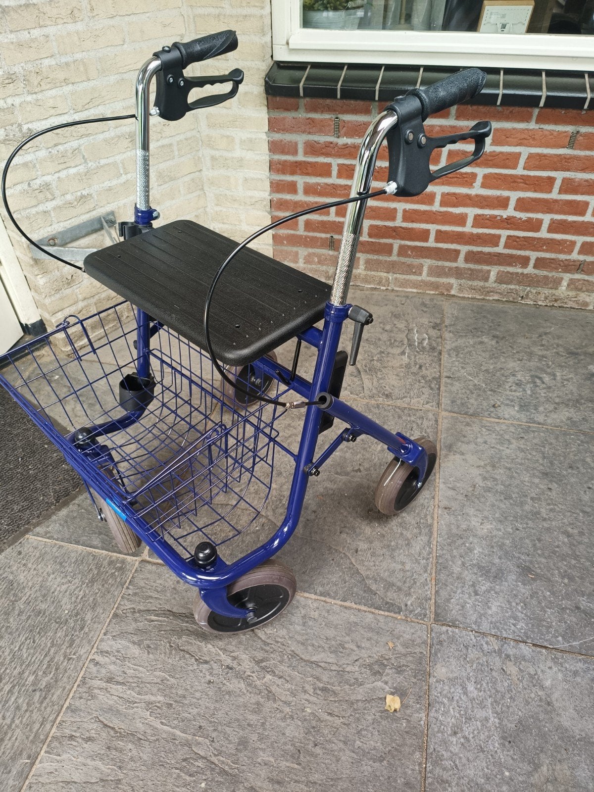 blauwe zgan Rollator Thuasne, Diversen, Ophalen, Opvouwbaar, Zo goed als nieuw