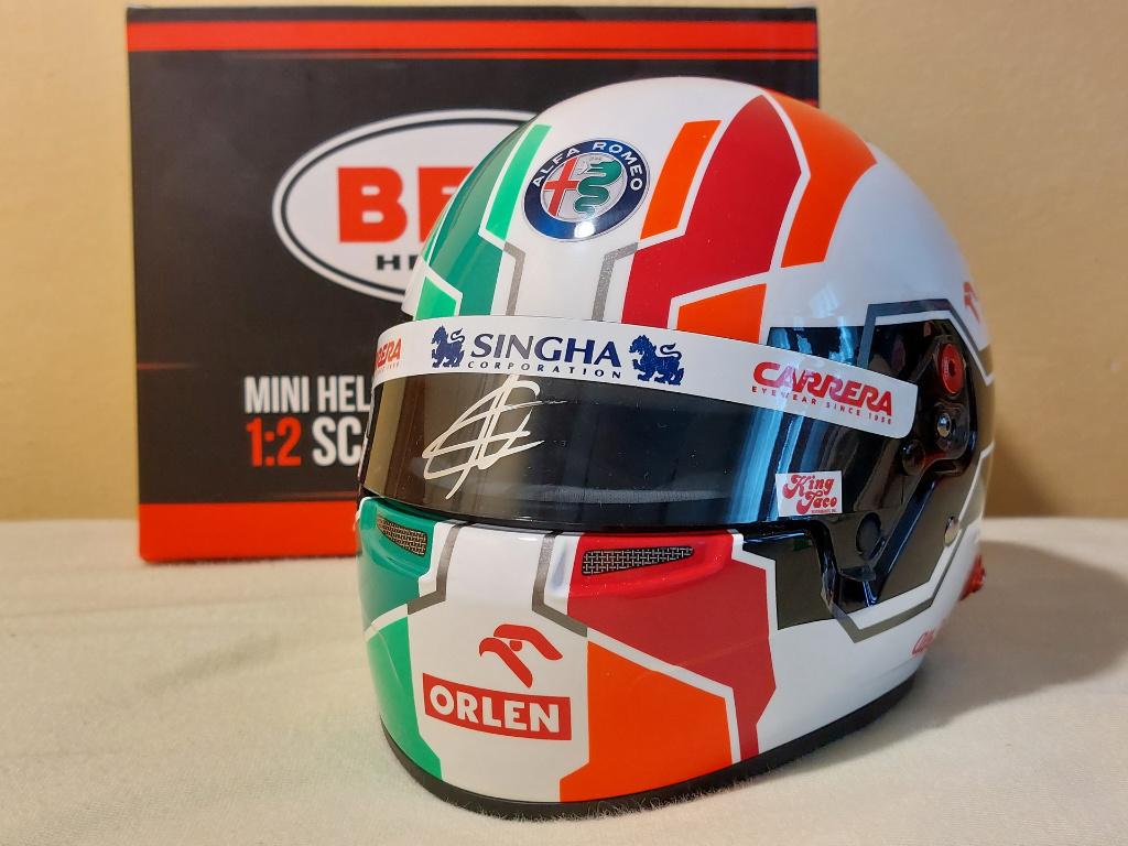 Antonio Giovinazzi Alfa Romeo F1 2021 GESIGNEERDE helm 1:2, Verzenden, Nieuw, Formule 1