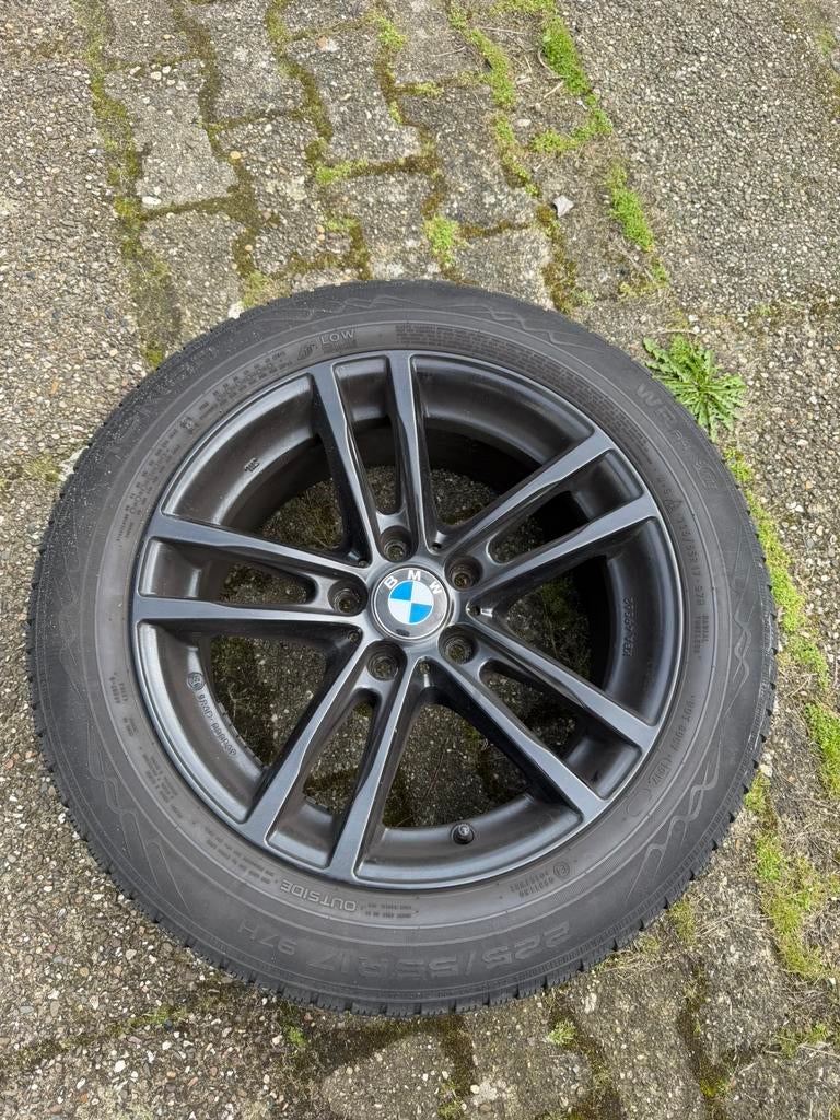 Set BMW 5x120 ET30 NOKIAN Winterbanden 17 inch, Ophalen