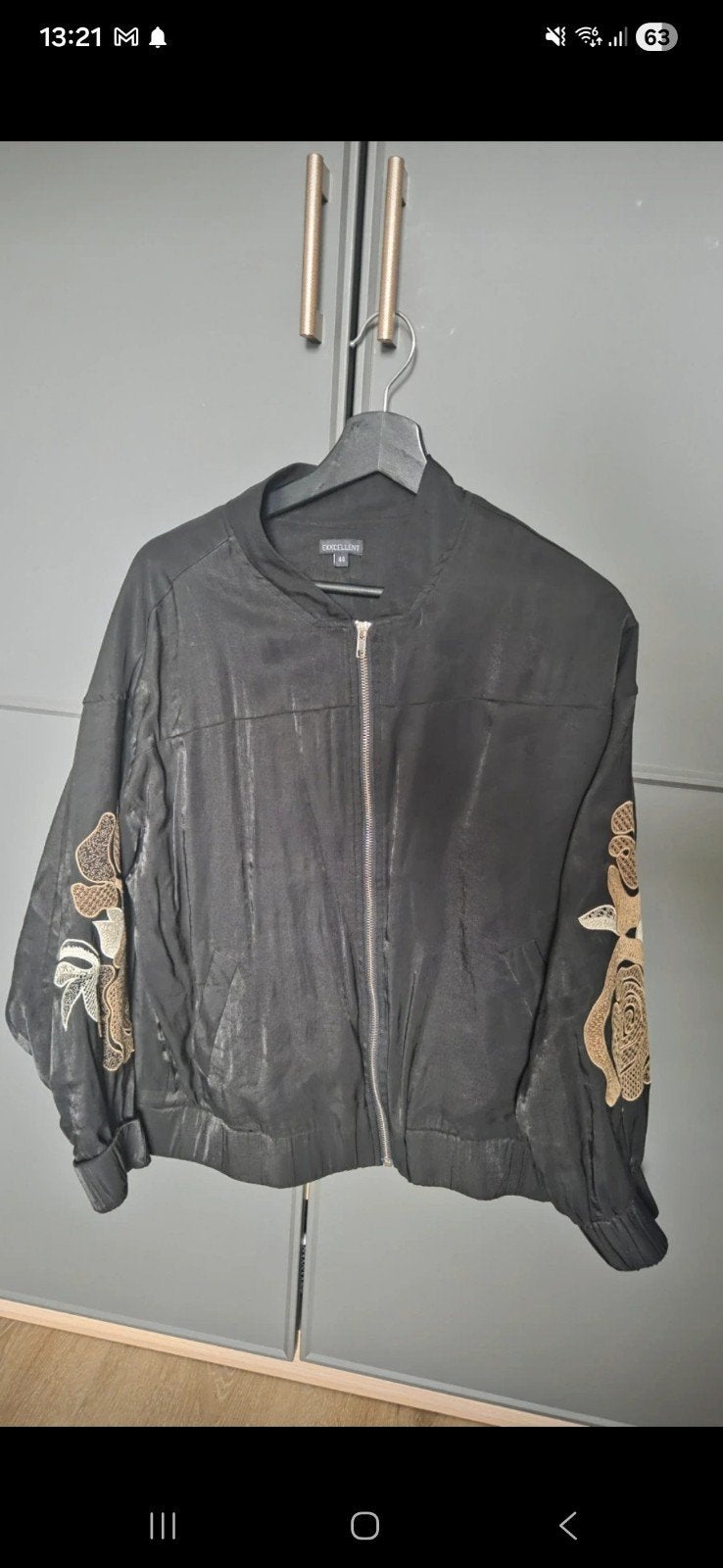 EXXCELLENT Zwarte Bomberjack met Geborduurde Bloemen Maat 44, EXXCELLENT, Zwart, Maat 42/44 (L), Ophalen of Verzenden