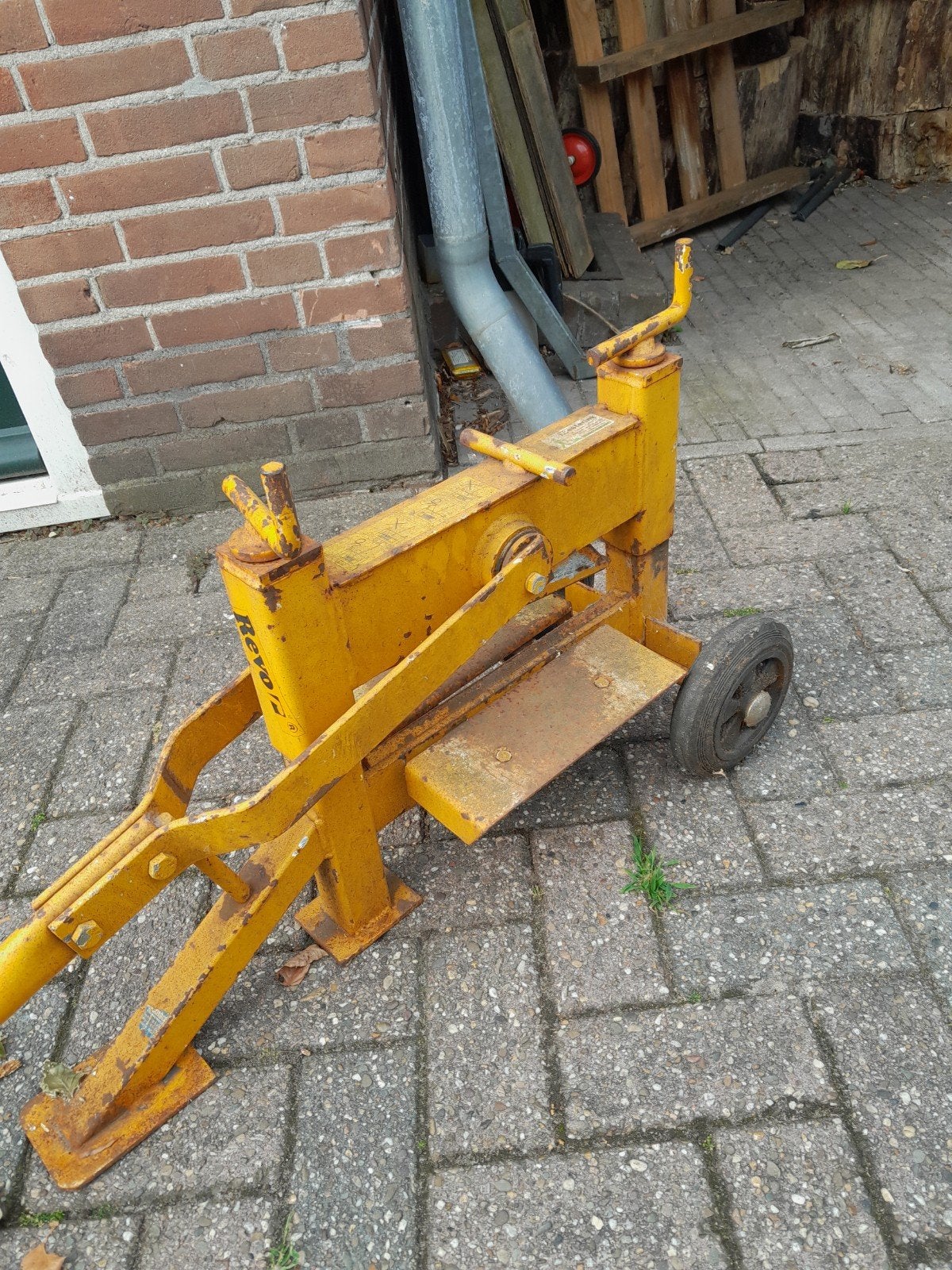stenen knipper, Ophalen
