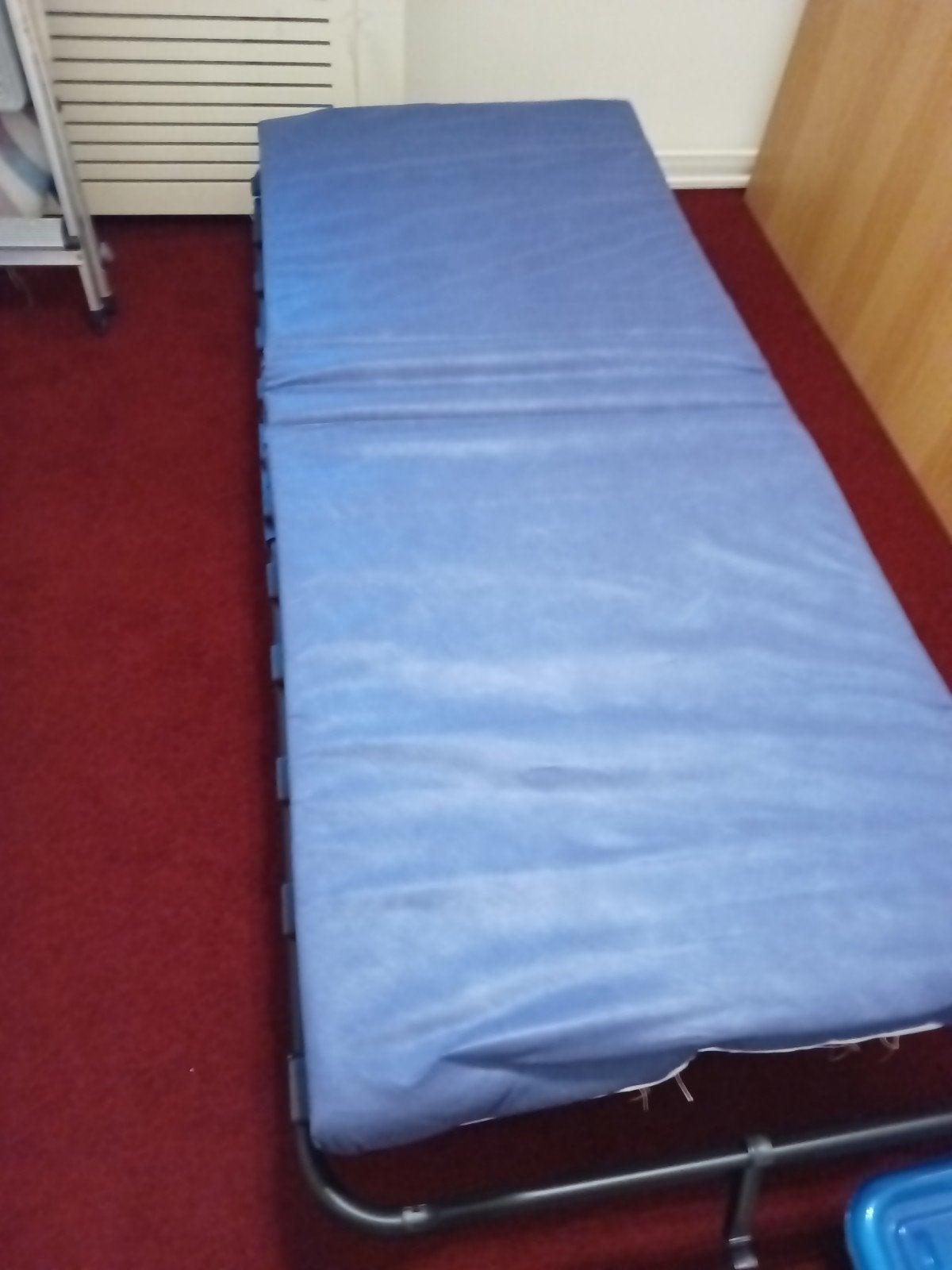 Opvouwbaar eenpersoonsbed met matras . 1.80 x 75, Ophalen, Eenpersoons, Blauw, 190 cm of minder