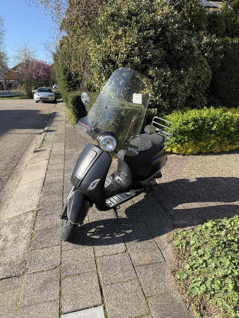 Scooter Gts Toscana Dynamic * 8556 km, Fietsen en Brommers, Scooters | Overige merken, Ophalen, Gebruikt, Maximaal 45 km/u, Benzine