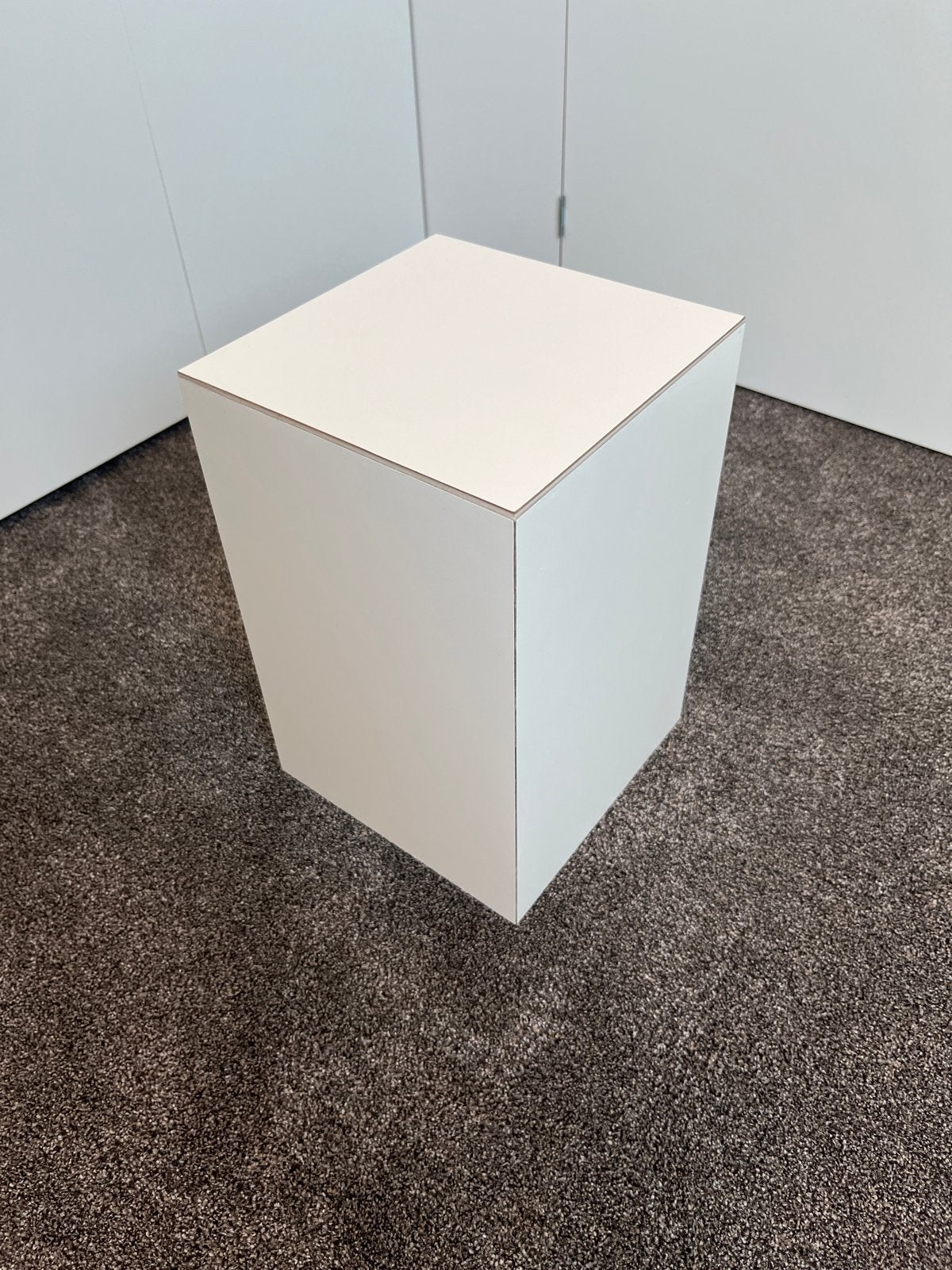 Witte sokkel, Ophalen of Verzenden, Nieuw