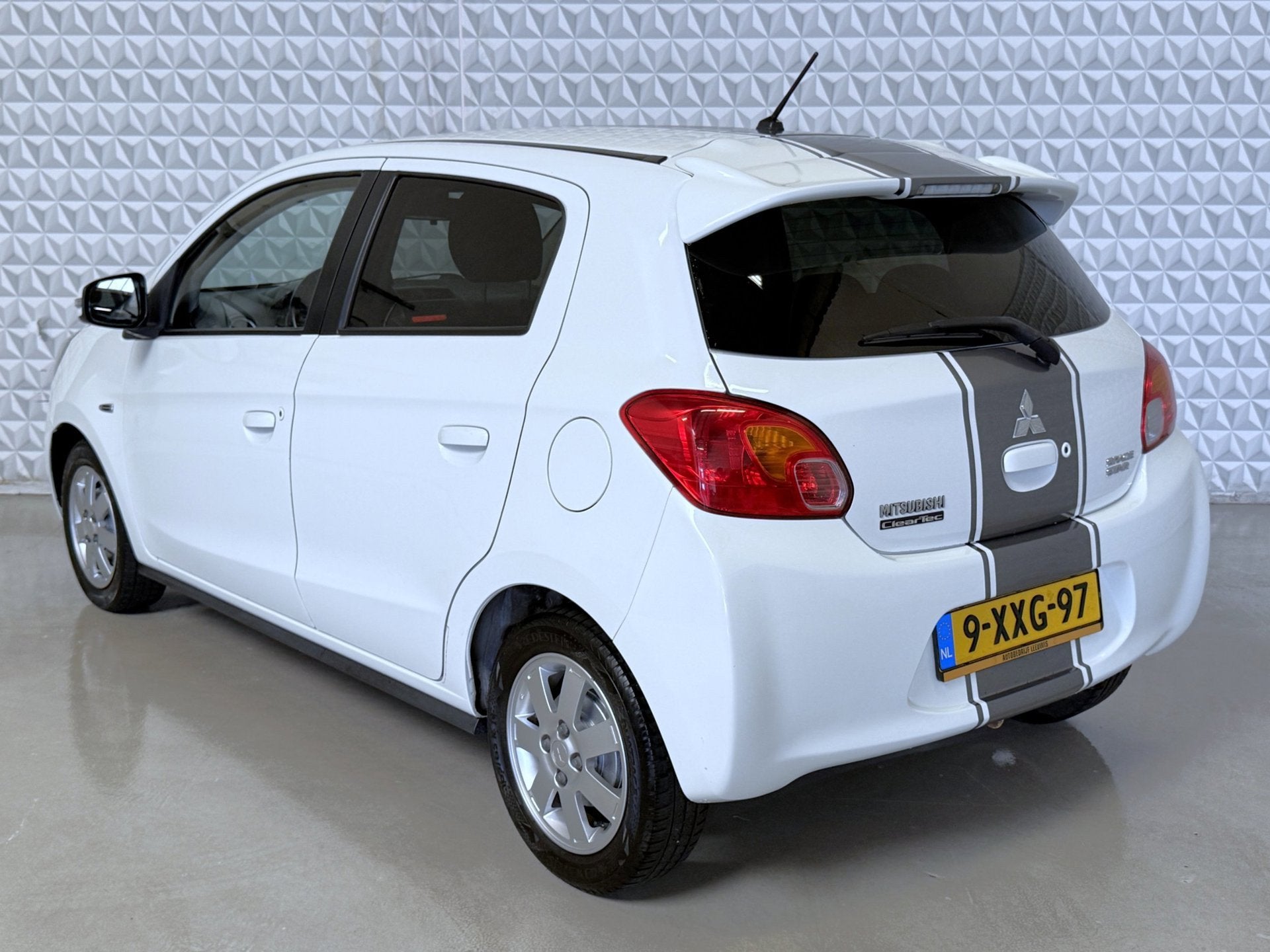Mitsubishi Space Star 1.2 Intense Airco CRUISE Keyless / AUT, Auto's, Euro 5, Gebruikt, 200 kg, 840 kg