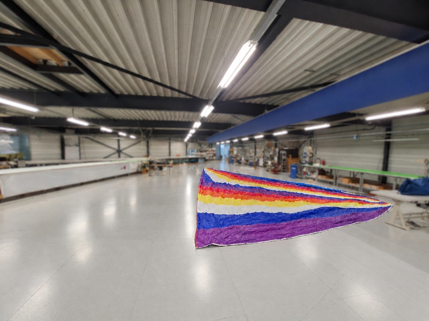 Kleurrijke halfwinder / genaker, Watersport en Boten, 6 meter of meer, Zo goed als nieuw, Genaker, Ophalen