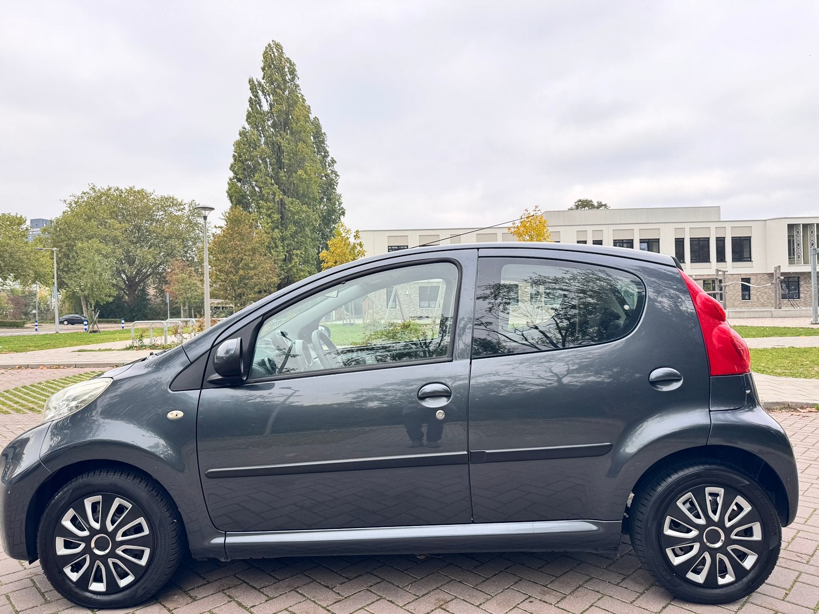 Peugeot 107 | 2009| 5-DRS| AİRCO | E-RAMEN | NİEUW APK |NAP|, Auto's, Voorwielaandrijving, Euro 5, 4 stoelen, 68 pk