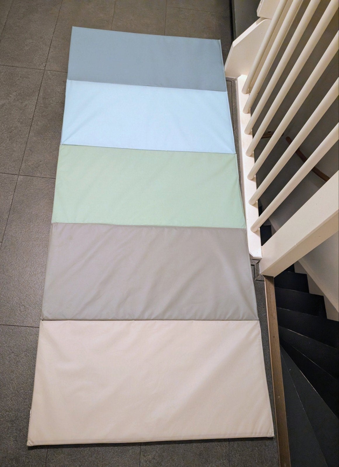 IKEA PLUFSIG Gymnastiekmat / Opvouwbare mat, Kinderen en Baby's, Ophalen, Zo goed als nieuw