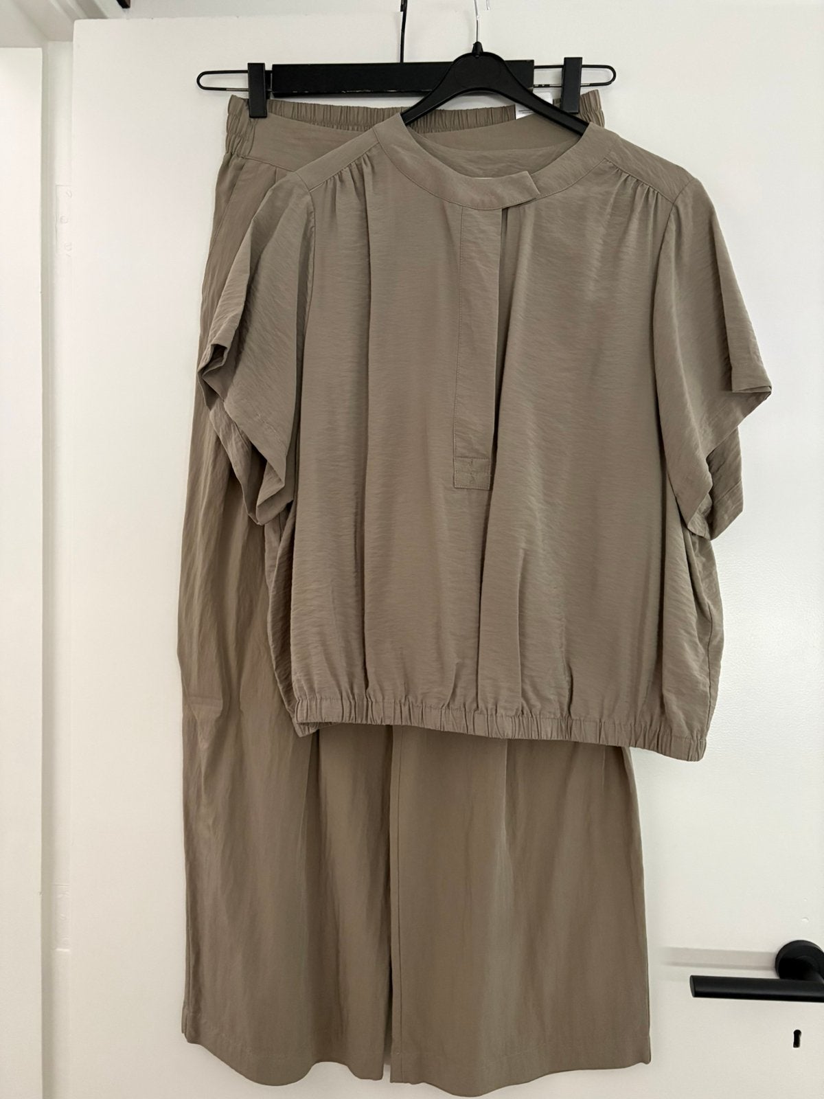 Top en broek YAYA, Maat 38/40 (M), Overige kleuren, Ophalen of Verzenden, Zo goed als nieuw