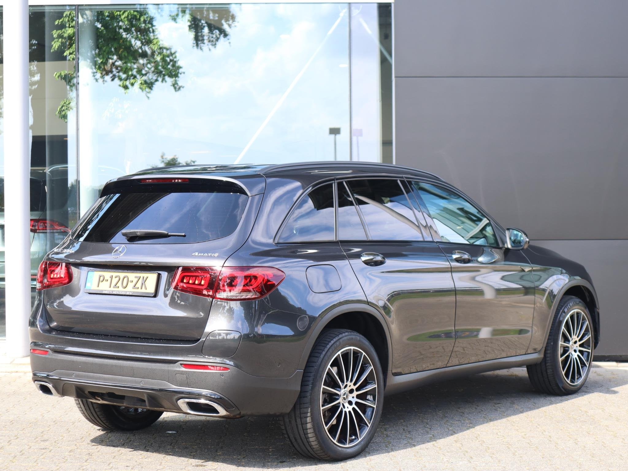 Mercedes-Benz GLC-klasse 300e 4MATIC Business Solution AMG, Dealer onderhouden, 14 kWh, Gebruikt, 4 cilinders