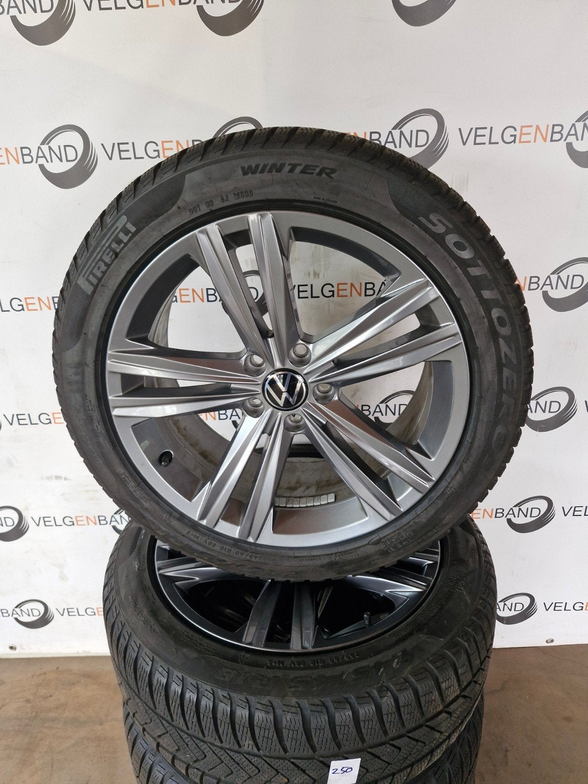 Winterset VW Arteon Passat T roc 245 45 18 5x112 sebring vag, 18 inch, ., Banden en Velgen, VW
