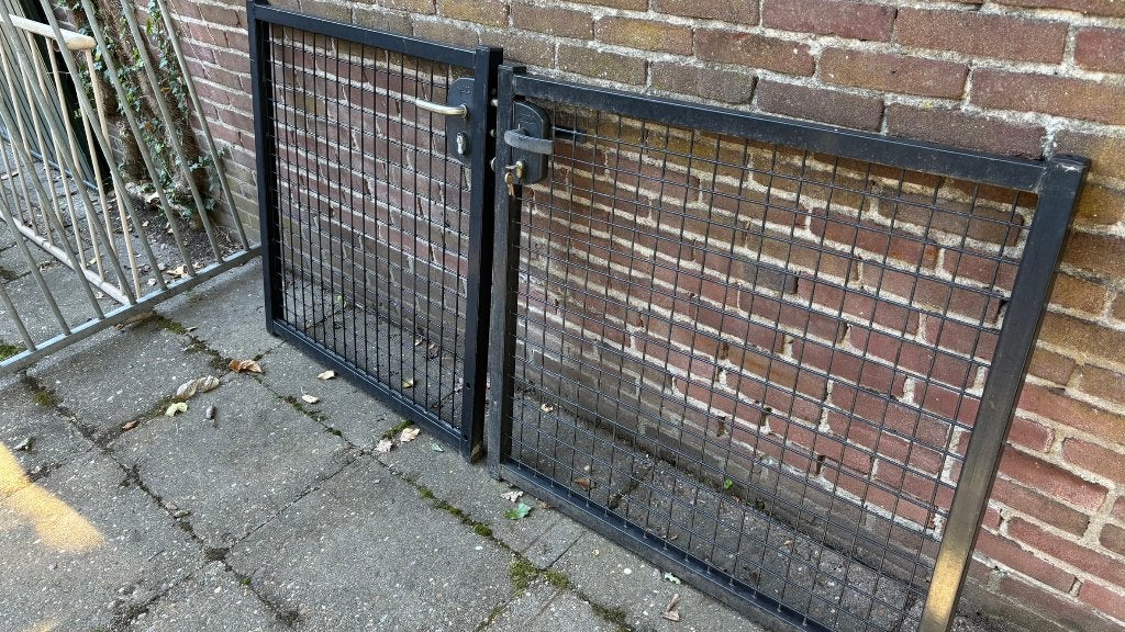 Complete set hekwerk met 2 poorten – donkergroen, Tuin en Terras, Tuinpoorten, Ophalen, Zo goed als nieuw, 200 cm of meer, Looppoort