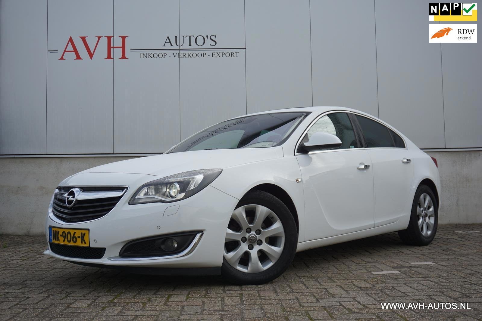 Opel Insignia 1.6 CDTI EcoFLEX Business Executive, 4 cilinders, Wit, Insignia, Te koop