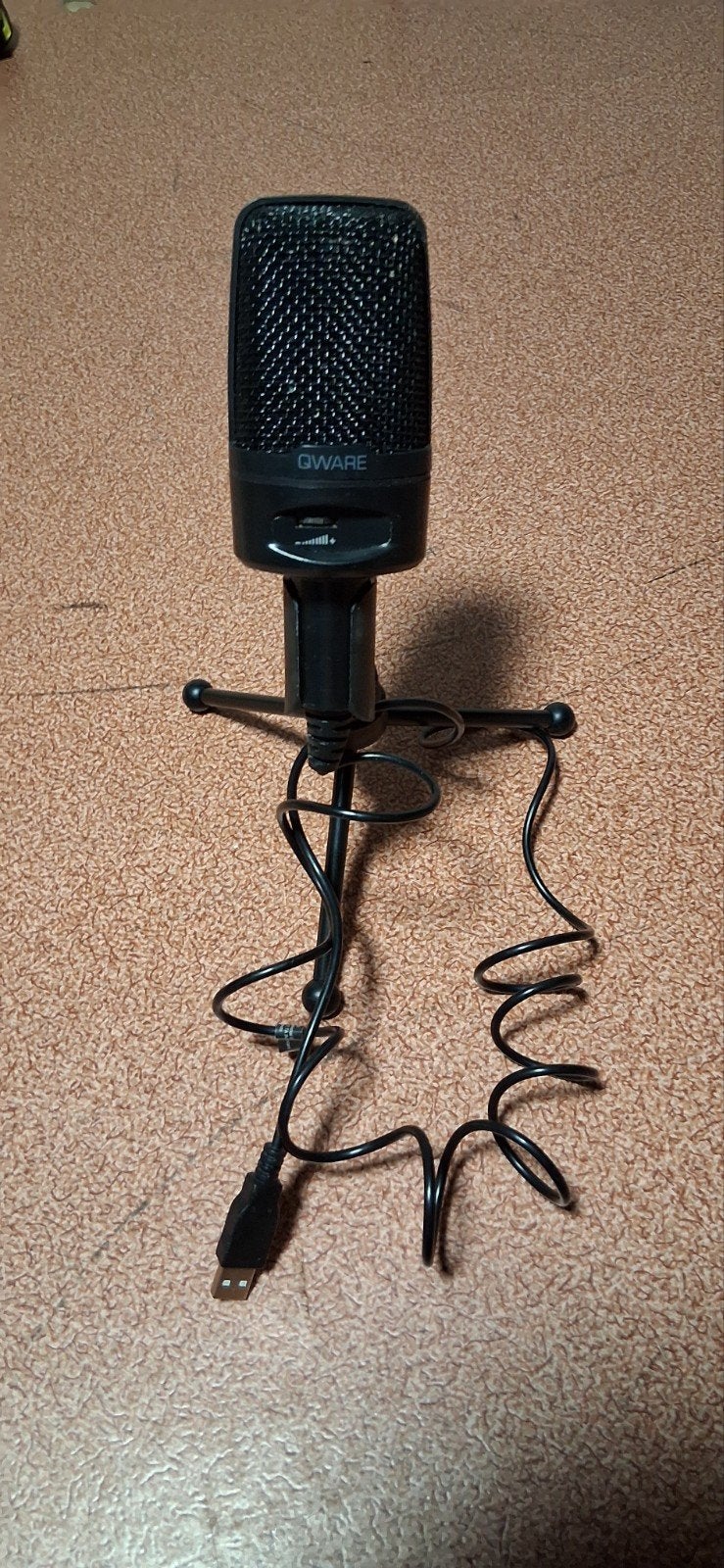 QWARE USB Microfoon met standaard, Ophalen of Verzenden, Gebruikt, Overige typen