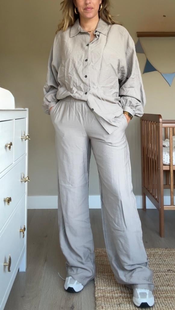 Prachtige co-ord set van ANNA taupe, Maat 38/40 (M), Kostuum of Pak, Anna van Toor, Beige