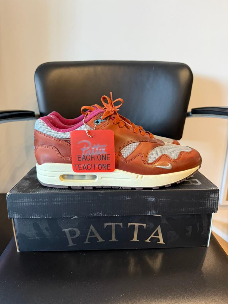 Nike Air Max 1 x Patta 'Dark Russet' 43, Ophalen, Bruin, Sneakers of Gympen, Zo goed als nieuw