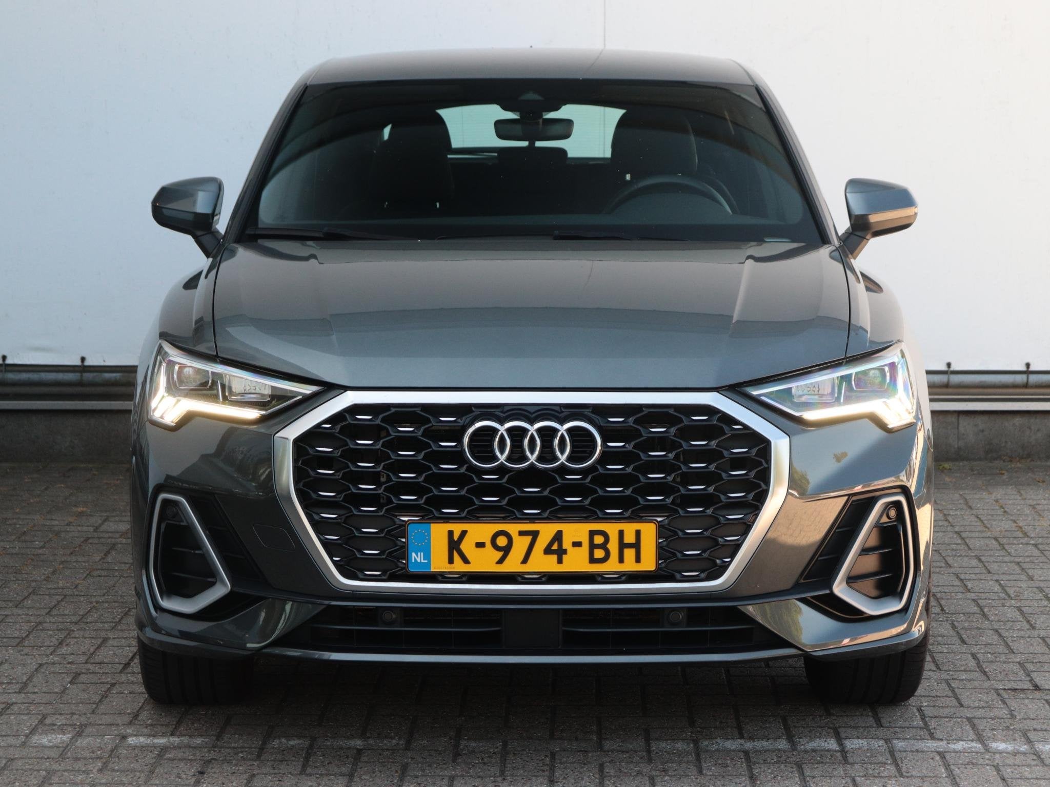 Audi Q3 Sportback 35 TFSI S Edition | Trekhaak | Achteruitri, Auto's, Audi, 4 cilinders, 150 pk, 1505 kg, Bedrijf