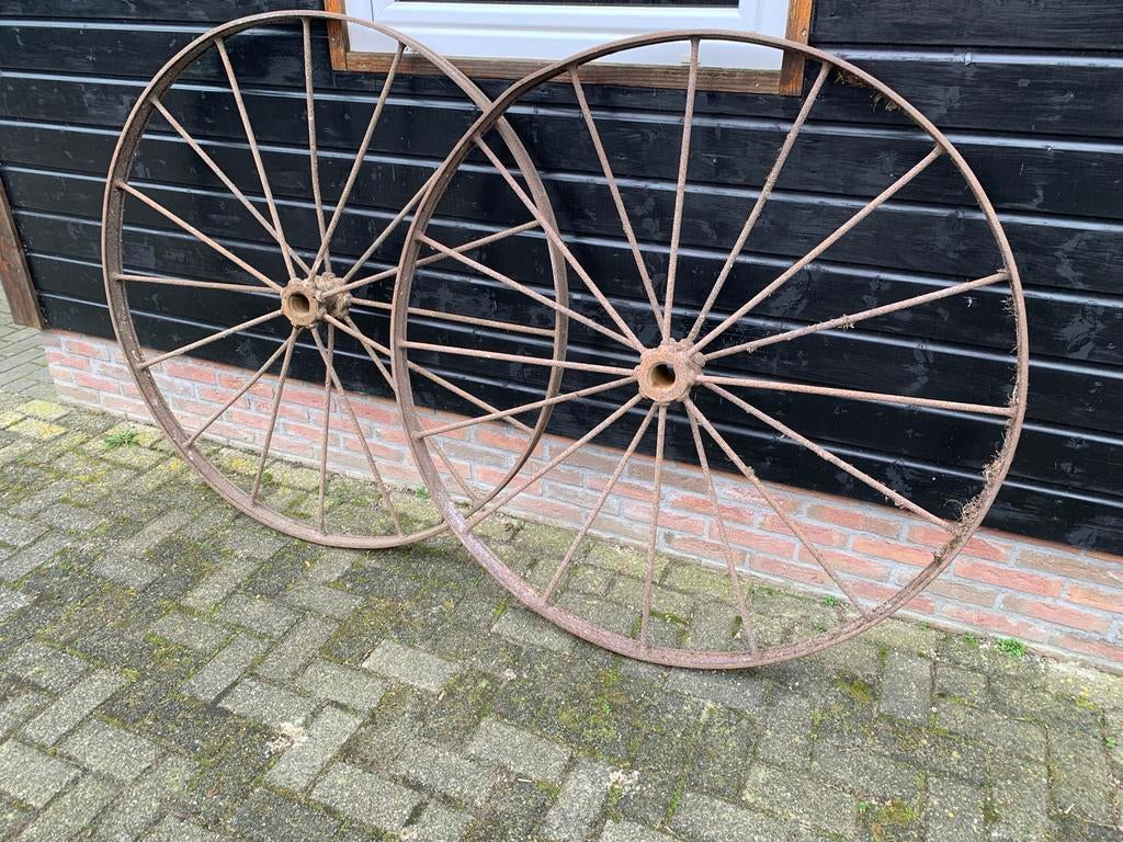 Oude stalen wielen hooihark, Antiek en Kunst, Ophalen