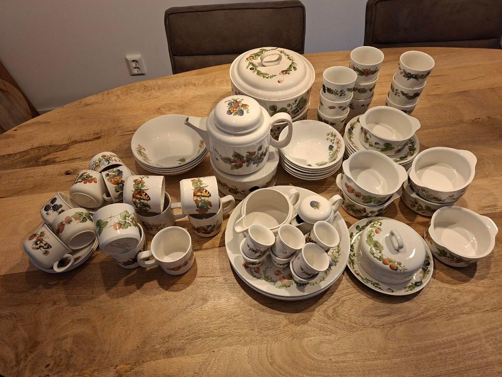 Marjolein Bastin servies, Huis en Inrichting, Keuken | Servies, Ophalen, Gebruikt, Overige stijlen, Porselein