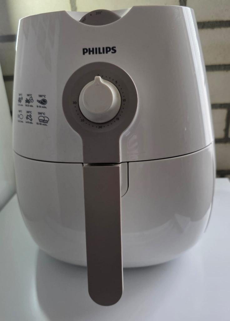 Overbodig geworden. witte Philips airfryer., Ophalen, Zo goed als nieuw, Airfryer, 750 t/m 999 gram