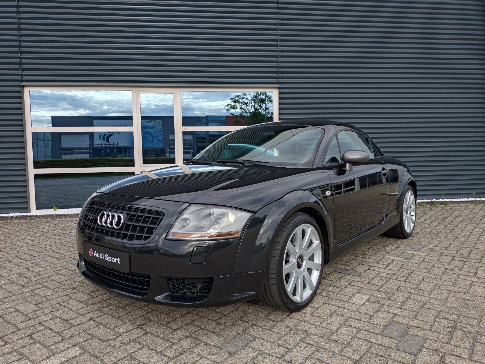 Audi TT 8N 3.2 V6 Quattro DSG 250 PK R32 2 Eigenaren Uniek!, Auto's, Automaat, Dealer onderhouden, TT, 3189 cc