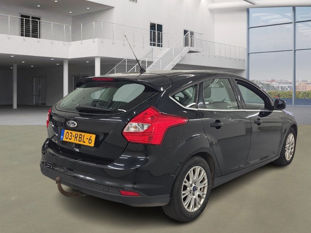 Ford Focus 1.6 TI-VCT Titanium, Auto's, Ford, Gebruikt, 4 cilinders, 635 kg, Zwart