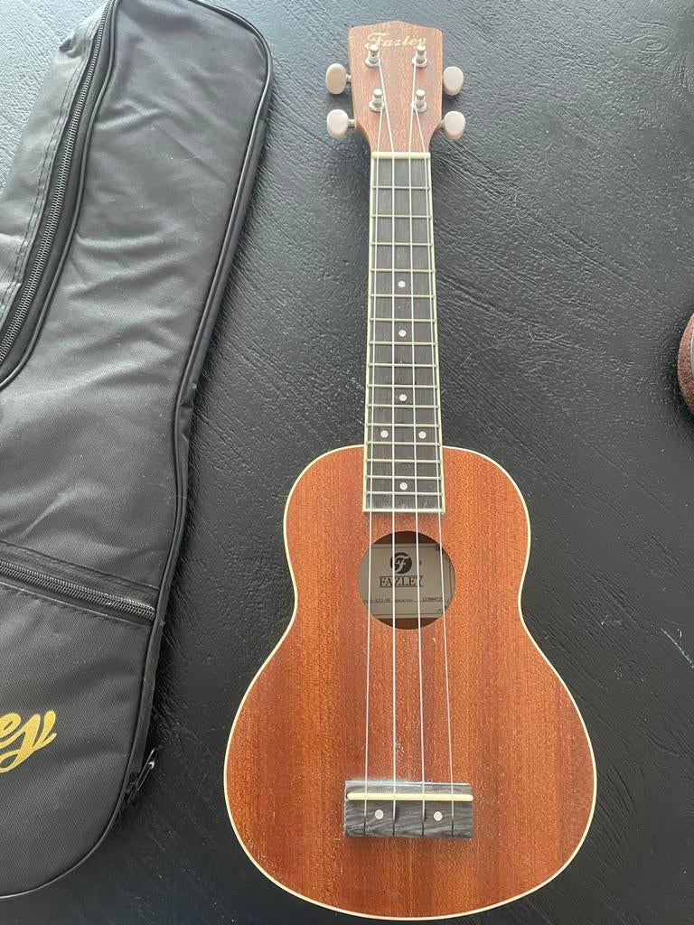 Fazley Ukelele met draaghoes - Goede staat, Ophalen, Zo goed als nieuw, Ukelele