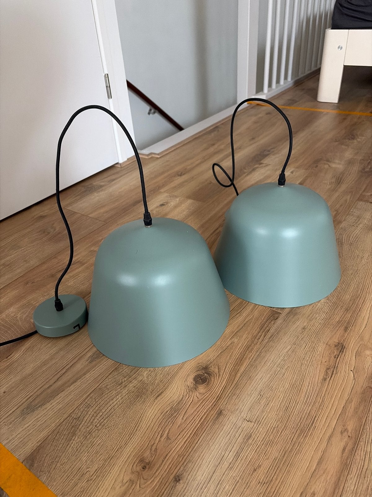 2x Hanglampen in Muuto Ambit stijl - Groen/blauw, Ophalen of Verzenden, Zo goed als nieuw, Metaal, E27 (groot)