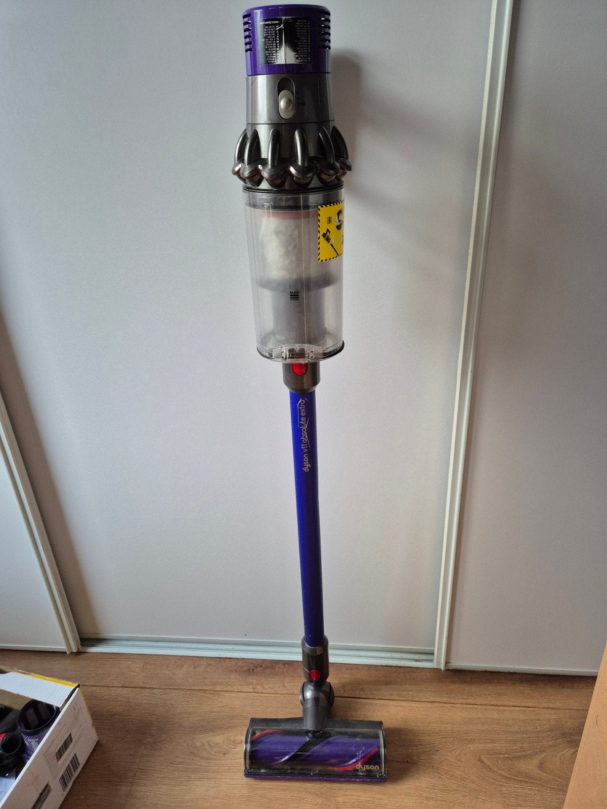 Dyson V10 Absolute steelstofzuiger met accessoires, Draadloos, Gebruikt, Ophalen of Verzenden, Dyson
