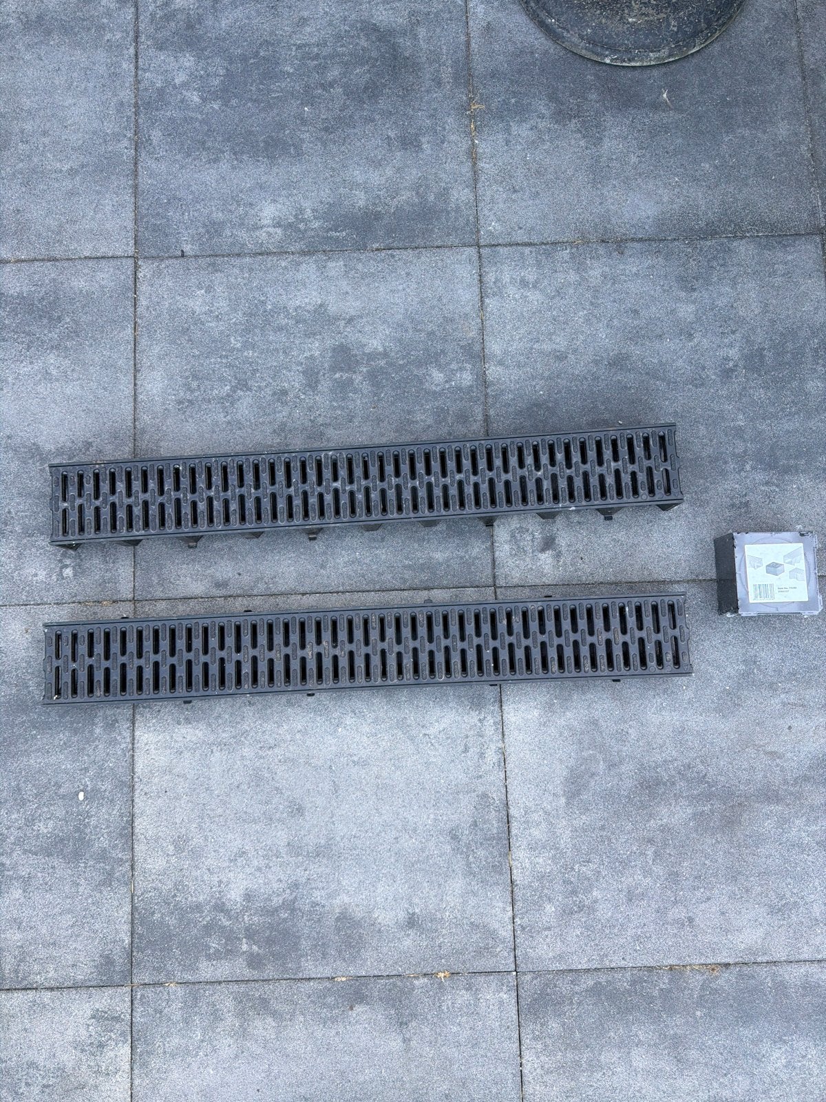 Afvoergoot met rooster en aansluitstuk, Ophalen, Afvoer, Pvc, Minder dan 20 mm