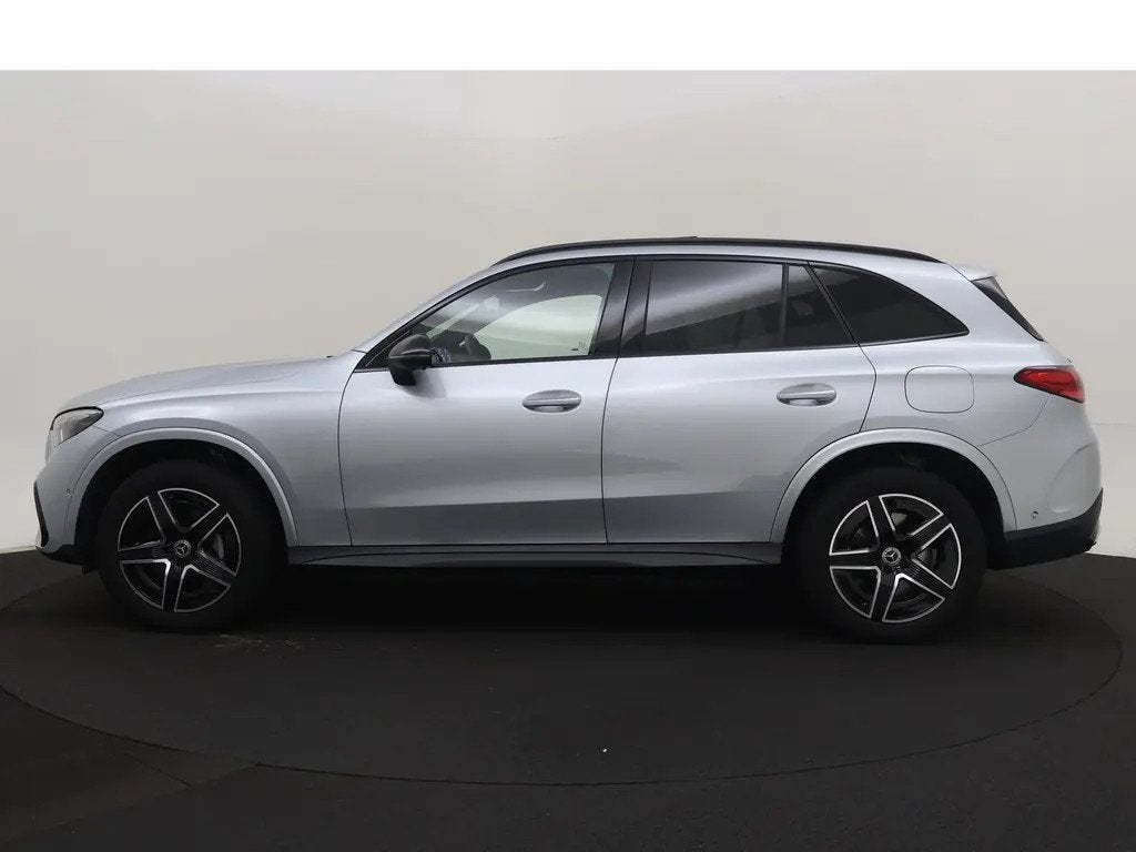 Mercedes-Benz GLC 300e 4MATIC AMG Line | Panorama | Burmeste, Auto's, Automaat, Automatische klimaatregeling, Gebruikt, Vierwielaandrijving