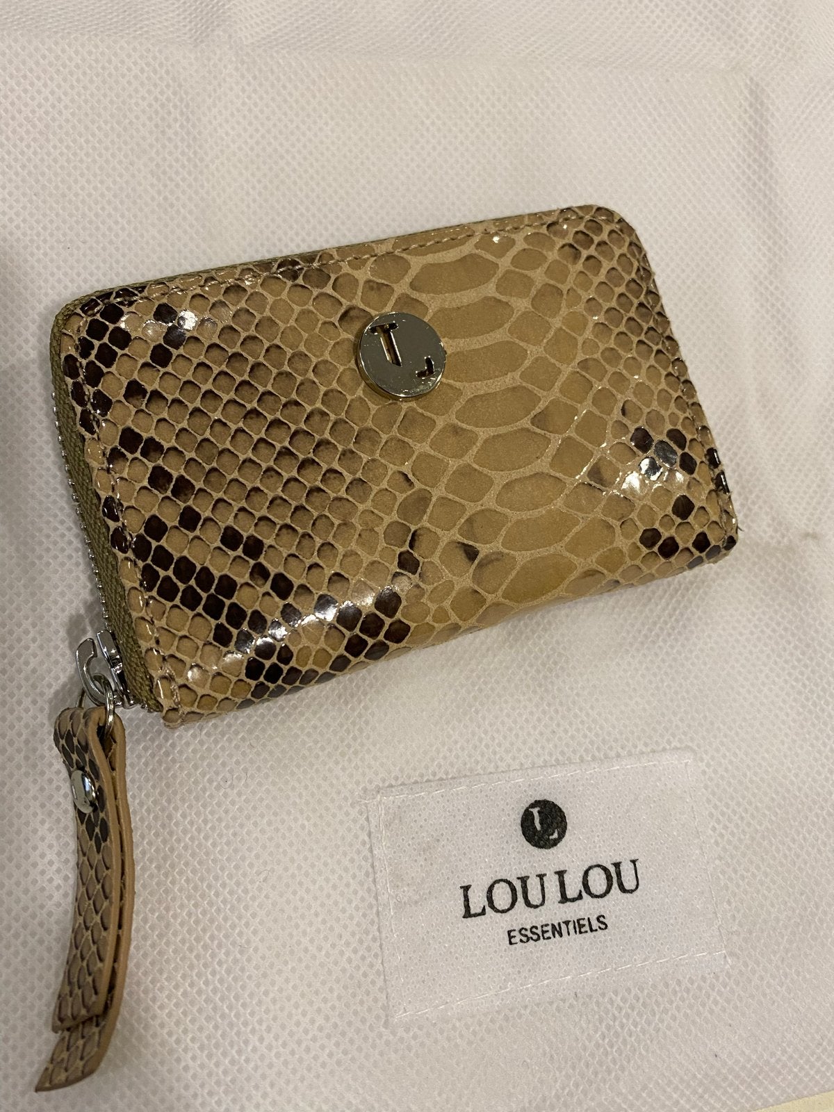 LouLou Essentiels portemonnee slangenprint nieuw, Sieraden, Tassen en Uiterlijk, Overige merken, Beige, Nieuw, Ophalen of Verzenden