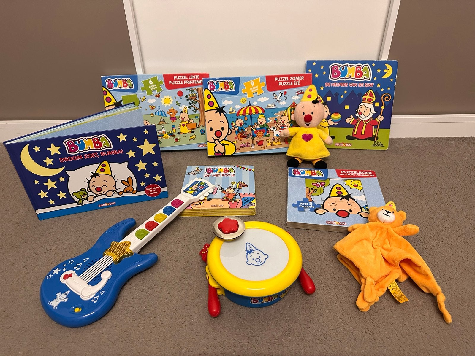 Bumba pakket: boeken, puzzels, knuffels, instrumenten, Ophalen, Gebruikt, Jongen of Meisje