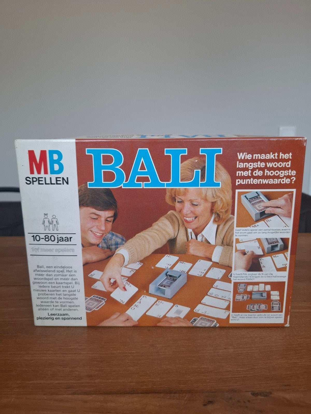 MB Spellen Bali Woordspel - Vintage Gezelschapsspel, Vijf spelers of meer, Ophalen of Verzenden, Gebruikt, MB Spellen