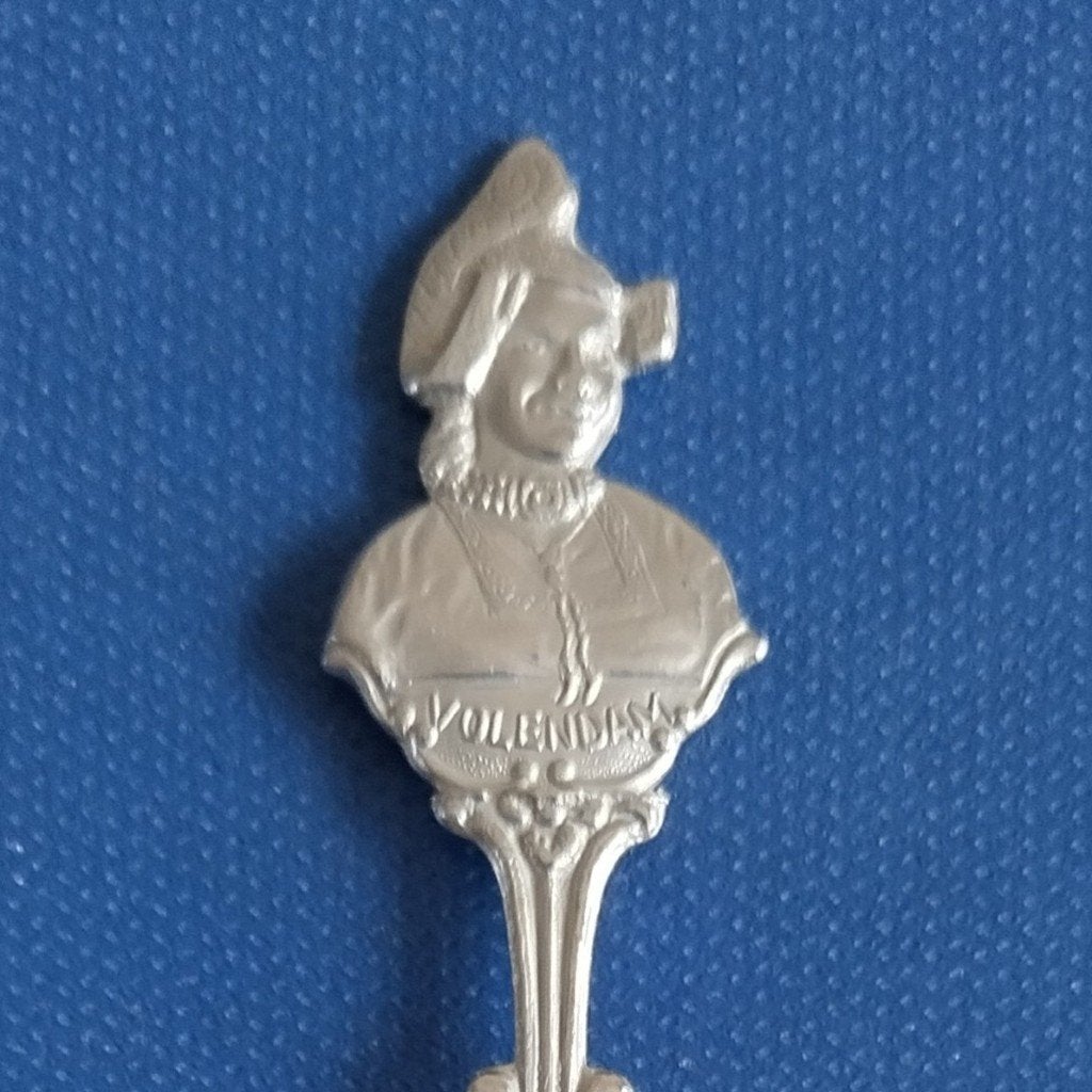 verzilverd lepeltje Volendam, klederdracht (DEMET), Ophalen of Verzenden