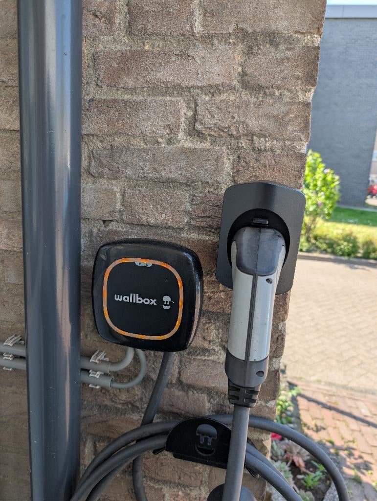 Wallbox Pulsar Plus 22kw vaste kabel 5m met loadbalancer, Ophalen, Gebruikt, Laadpaal