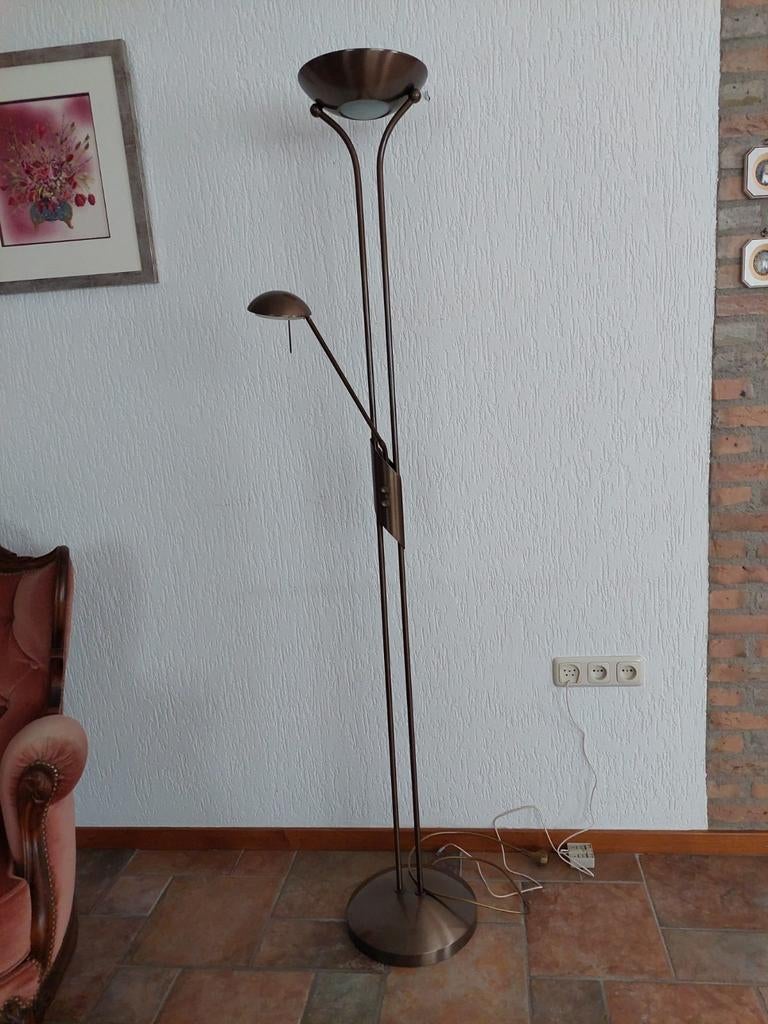 Stijlvolle bronzen vloerlamp met leeslamp Steinhauer, Gebruikt, Ophalen of Verzenden, Klassiek, Tijdloos, Metaal