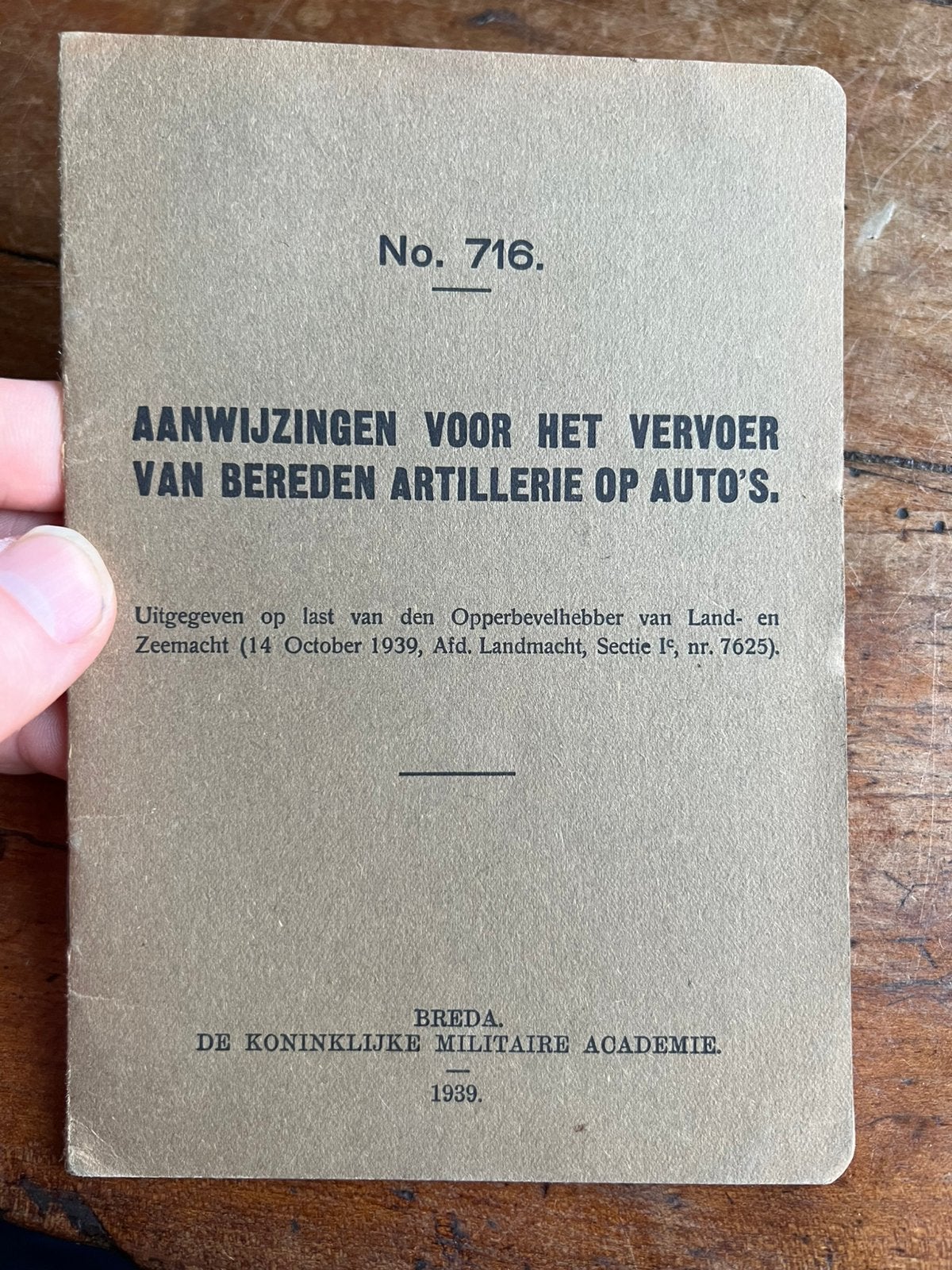 Nederlands mobilisatie voorschrift vervoer artillerie auto, Verzamelen, Verzenden, Nederland, Embleem of Badge