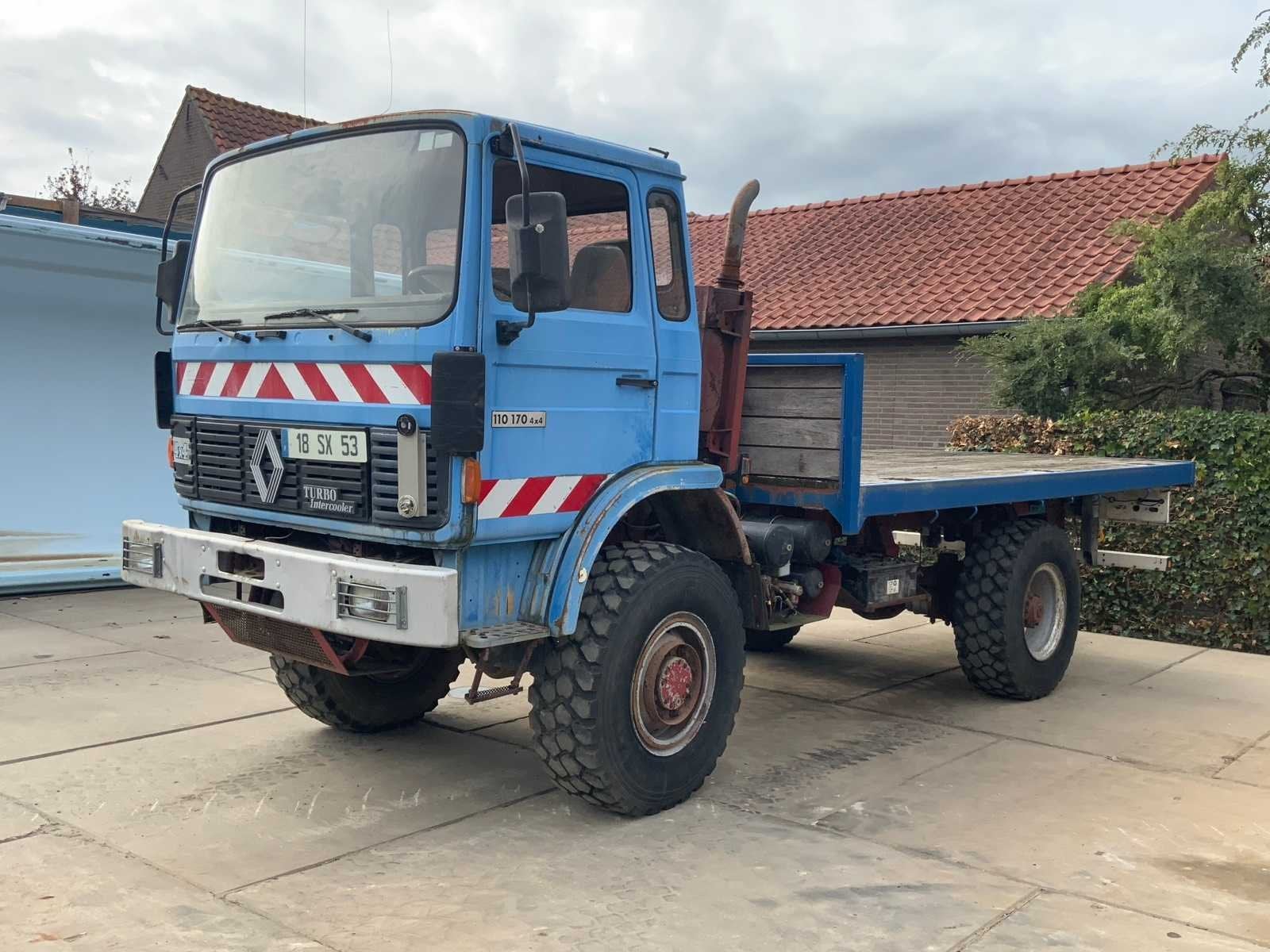 Renault 110 170 4x4 Vrachtwagen, Auto's, Renault, Overige brandstoffen, Bedrijf, Te koop